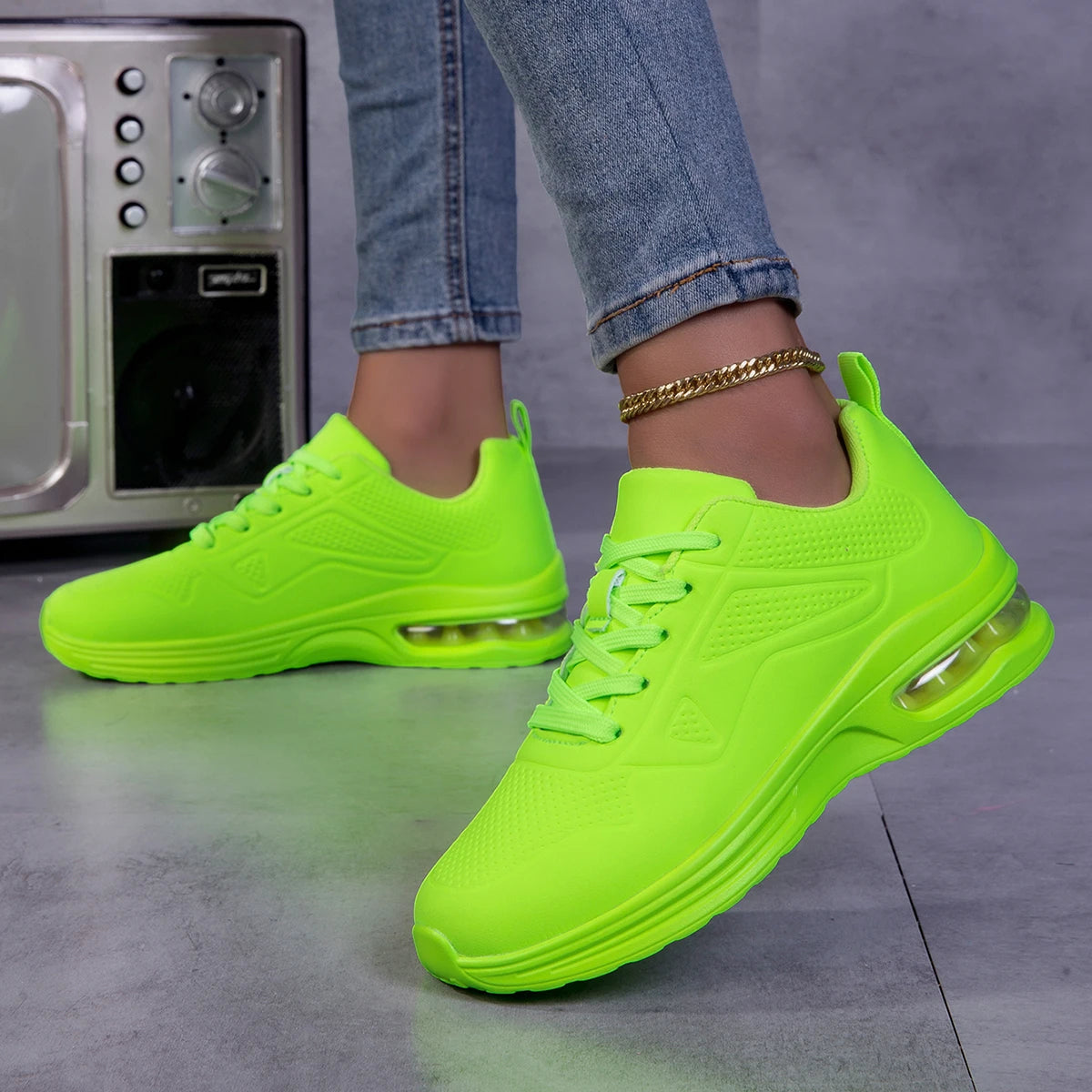 Women Solid Color Air Cushion Walking Sneakers Breathable Soft Upper Shock Absorb Non Slip Lace Up Lightweight Sports Shoes Gym Jogging Travel Daily Casual Running Footwear 2026 New